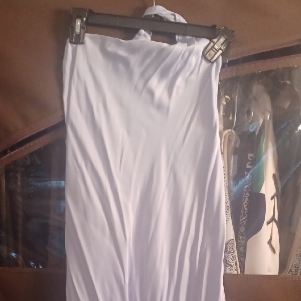 Elegant White Maxi Dress